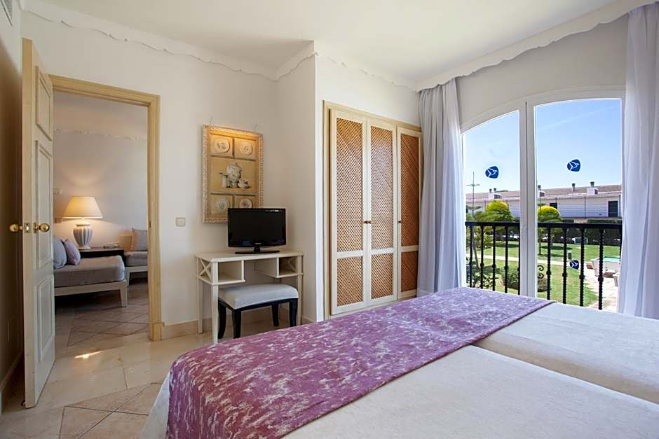 Grupotel Macarella Suites & Spa