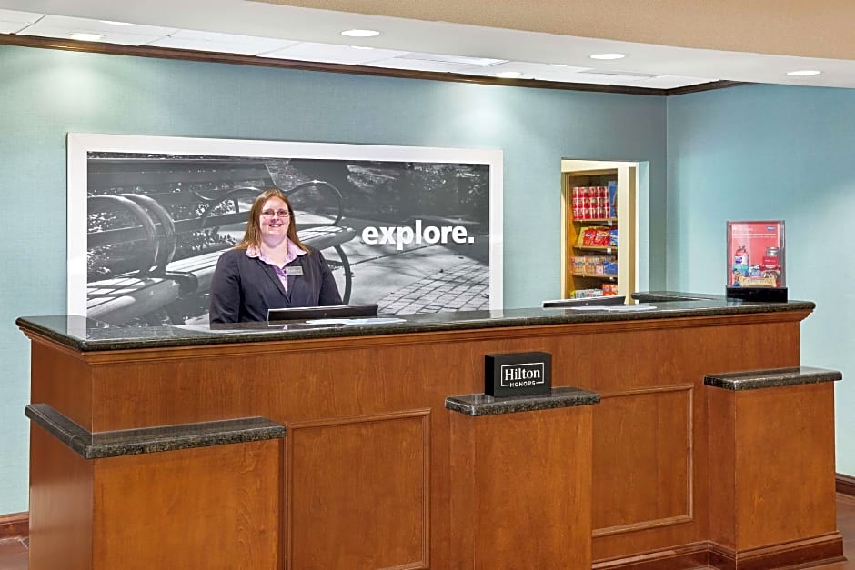 Hampton Inn By Hilton And Suites Savannah-Airport