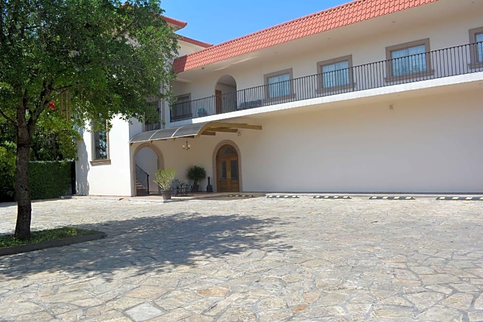 Best Western Centro Cadereyta