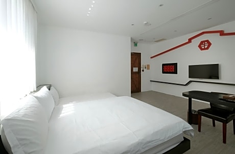 Standard Double Room with Extra Bed