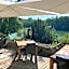 Logis Hotels Domaine du Chatelard