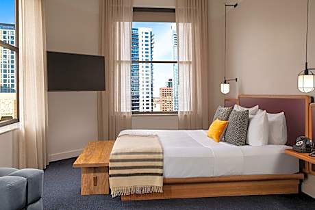 Marble Suite, 1 Bedroom Suite, 1 King, Sofa Bed