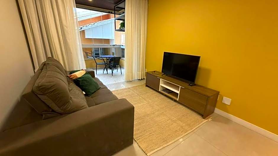 Cód 67 - Apto com 2 dorm no Arpoador Palmas