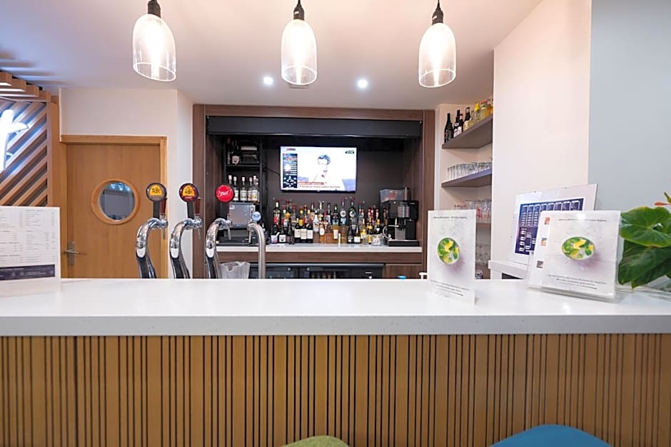 Holiday Inn Calais By IHG