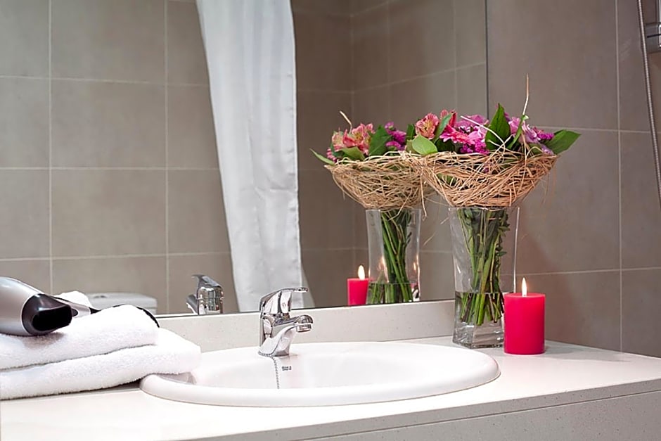 Charmsuites Nou Rambla
