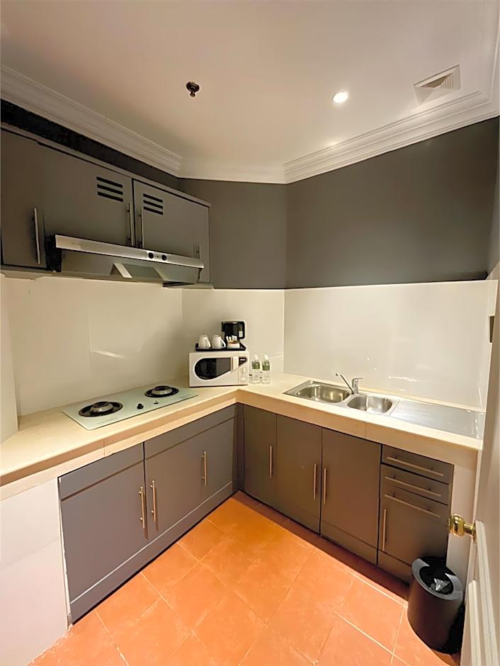 Grand Eska Hotel & Suites Batam