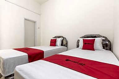 RedDoorz @ Tanjung Duren