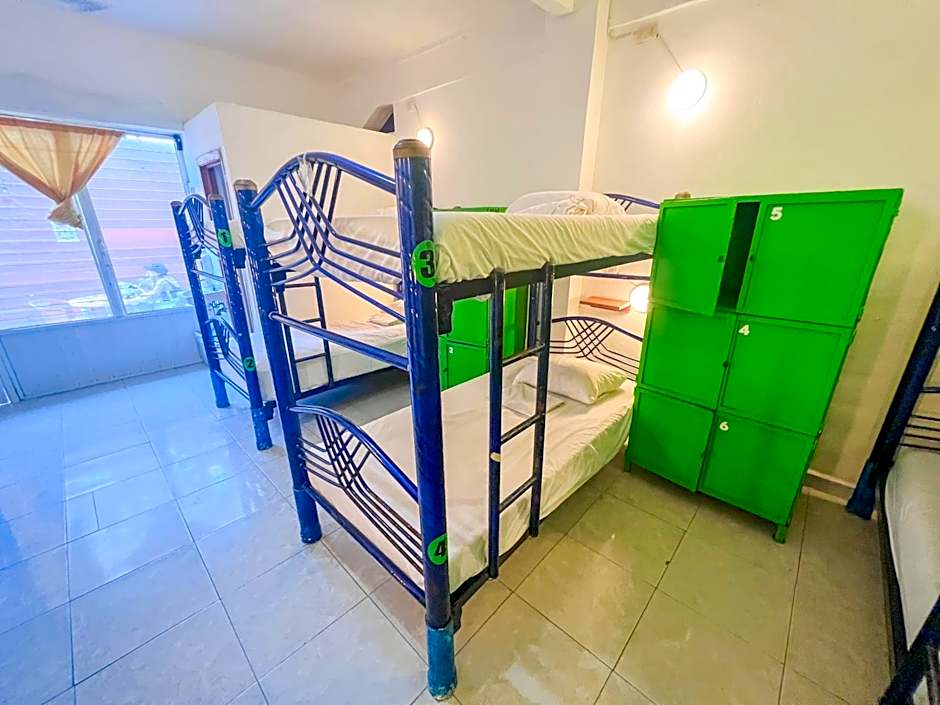 ITH Sayulita Amazing Surf Hostel