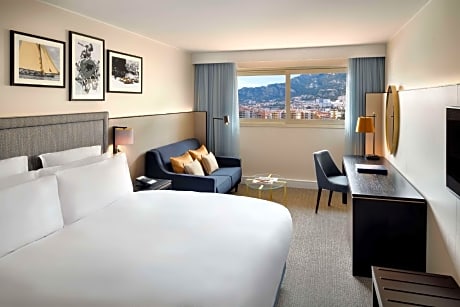 King Superior Room With Sofa Bed