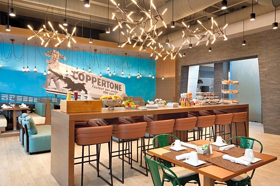 Four Points by Sheraton Miami Airport