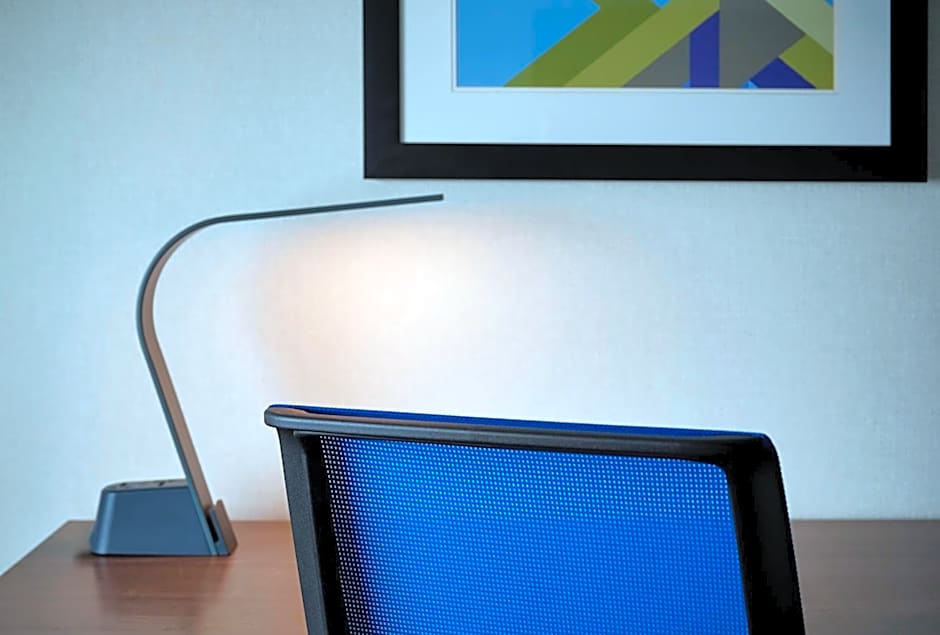 Holiday Inn Express and Suites Brantford By IHG