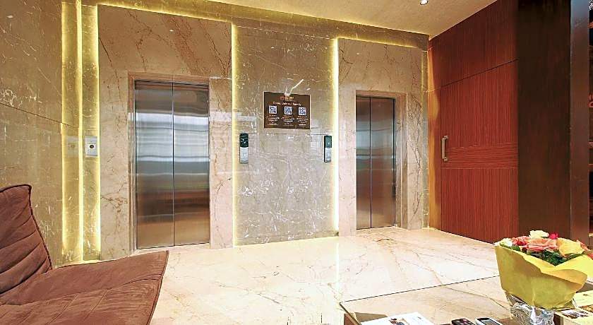 Mumbai House Luxury Apartments Santacruz East