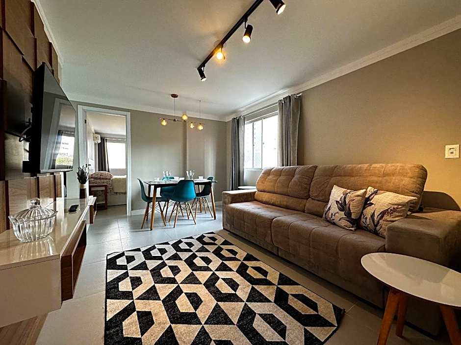 SC01 - 1 Quarto| Centro| Reformado e Completo