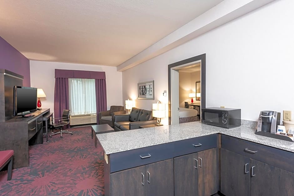 Holiday Inn Express & Suites Columbus - Polaris Parkway / COLUMBUS