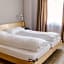 Royal Hotel - Urban Living
