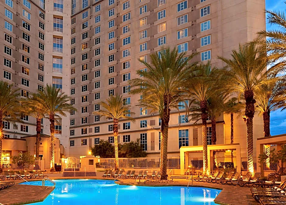 Hilton Grand Vacations on Paradise (Convention Center)