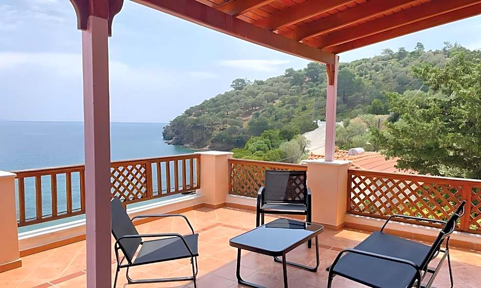 Nereides Seaside Apartments