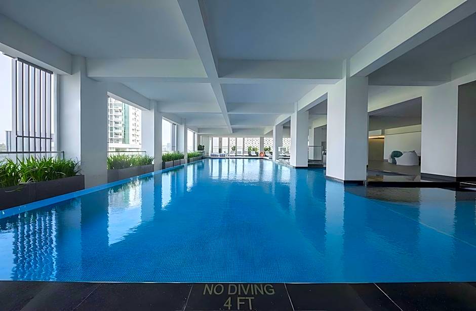 Zealax Hotel & Residence