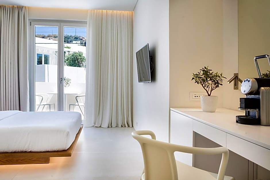 Mykonos Dove Beachfront Hotel