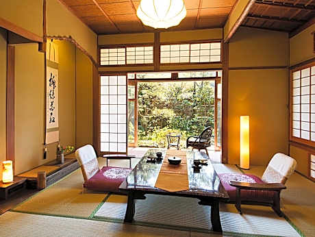 Japanese-Style Standard Twin Room with Shared Bathroom