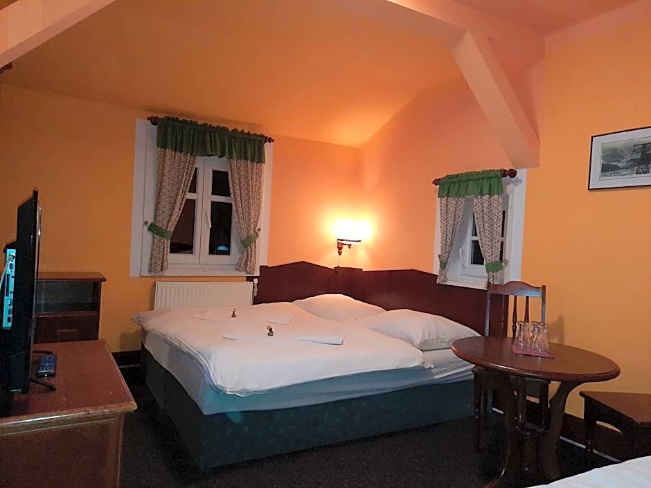 Hotel Diana