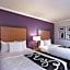 La Quinta Inn & Suites by Wyndham Baton Rouge Siegen Lane