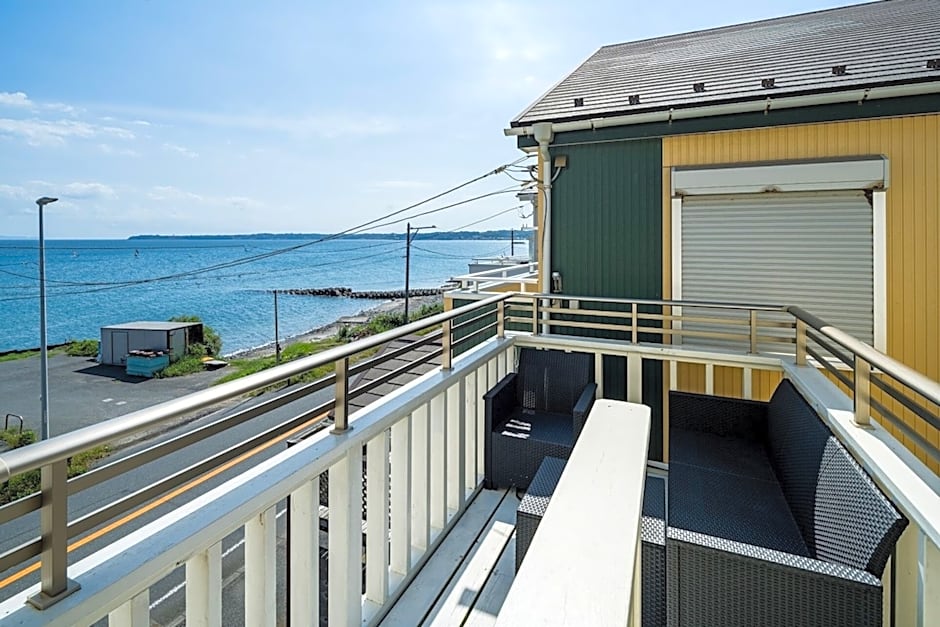 Oceanfront Villa Hale Kahakai