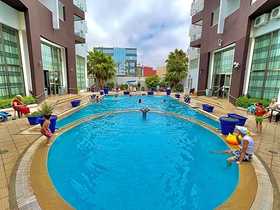 Appart Hôtel Founty Beach