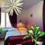 The Henry Self Check-In Guesthouse