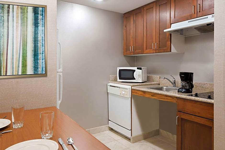 Homewood Suites by Hilton Holyoke-Springfield/North