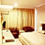 Royal Hotel N' Lounge