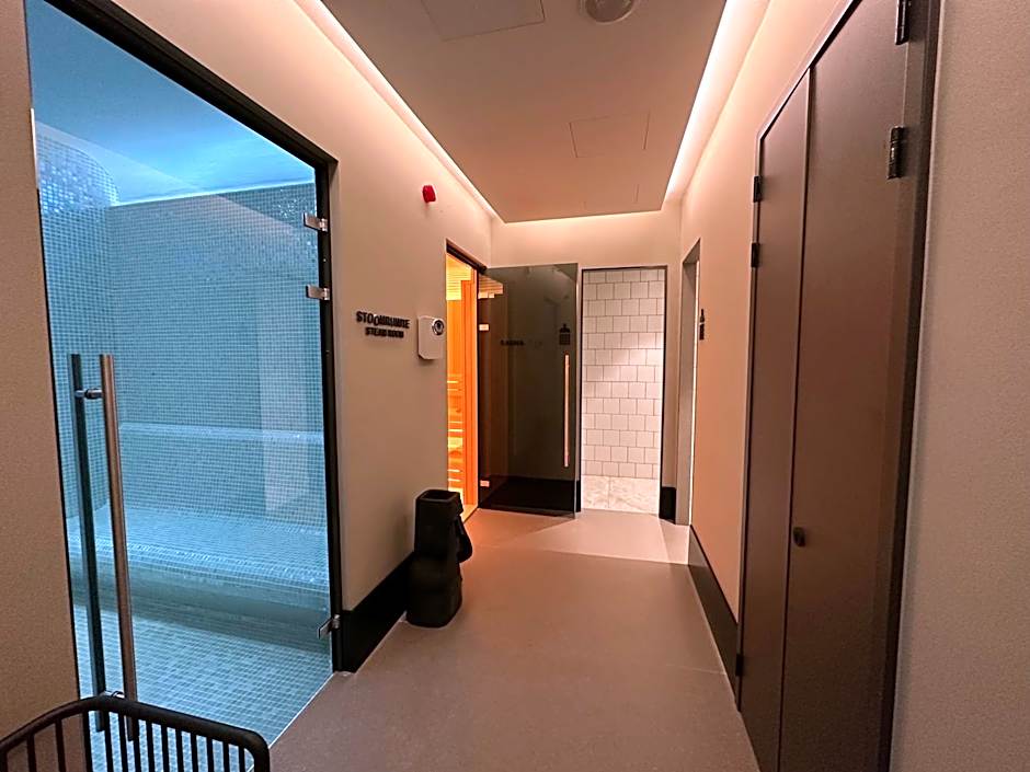 12A, Luxury & Unique, Cinema, Terrace, Stunning View, Central Location!