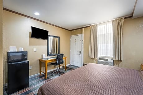 Accessible King Bed Non Smoking
