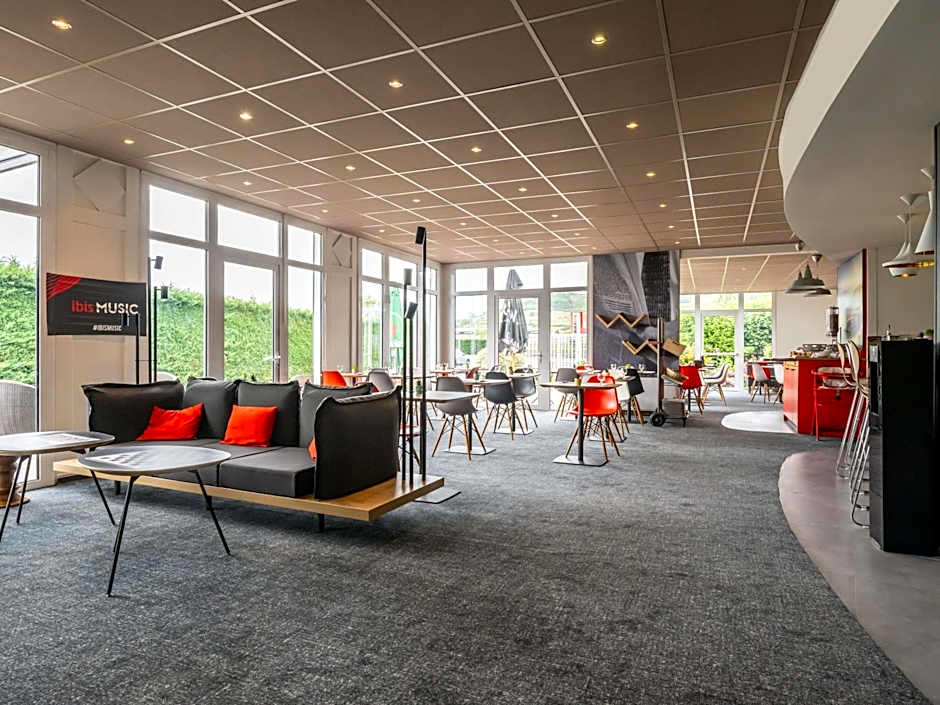 ibis Issoire