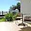 Bungalows Side Shore
