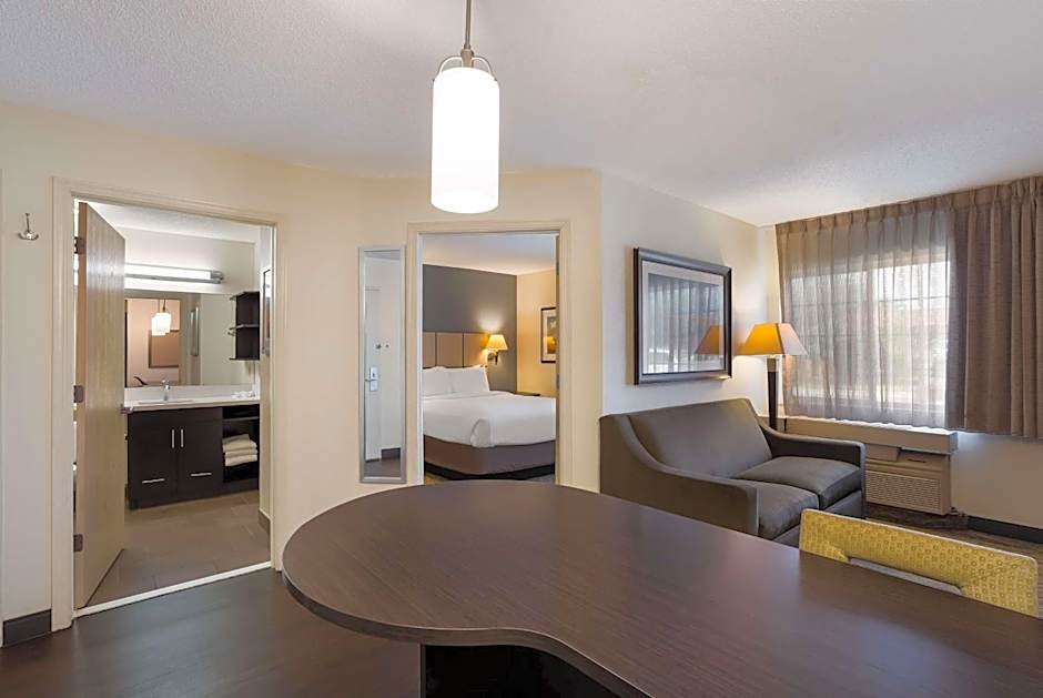 Sonesta Simply Suites Des Moines