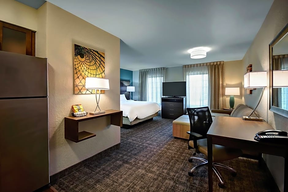 Staybridge Suites - Holland