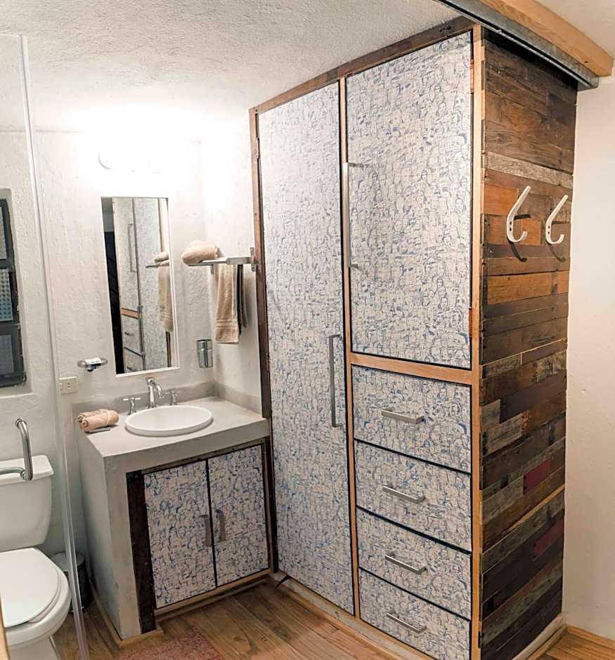 Canela Fina - Adults Only