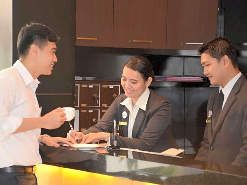 Emilia Hotel By Amazing - Palembang