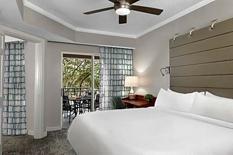 Two-Bedroom Villa with Balcony and Courtyard View - Hearing Accessible