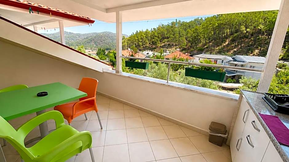 Bucak Apart Hotel Göcek ''Beach 1 km''