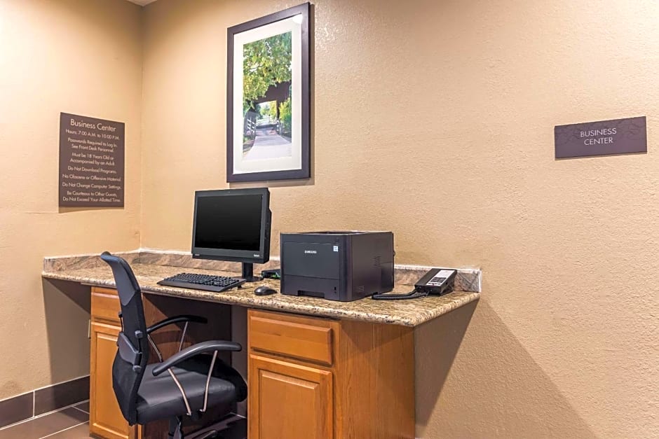 Comfort Suites