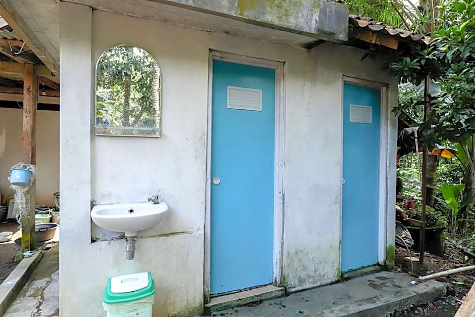 Homestay Mbah Parni