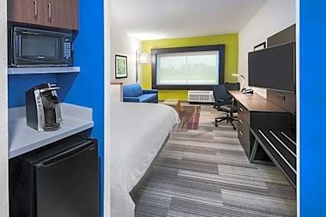Standard King Room with Walk-In Shower
