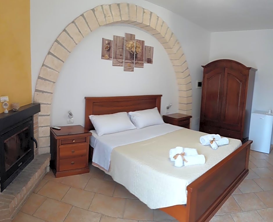 Borgo Degli Ulivi Rooms