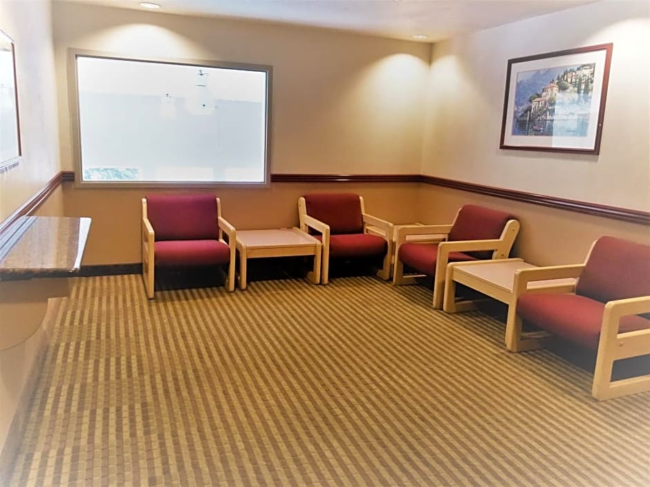 Super 8 by Wyndham Kelso Longview Area