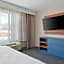 Country Inn & Suites by Radisson, Coon Rapids, MN