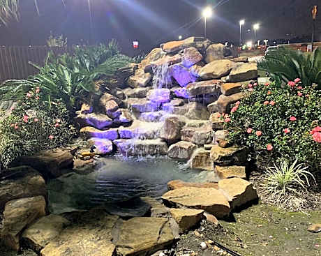 Downtowner Inns