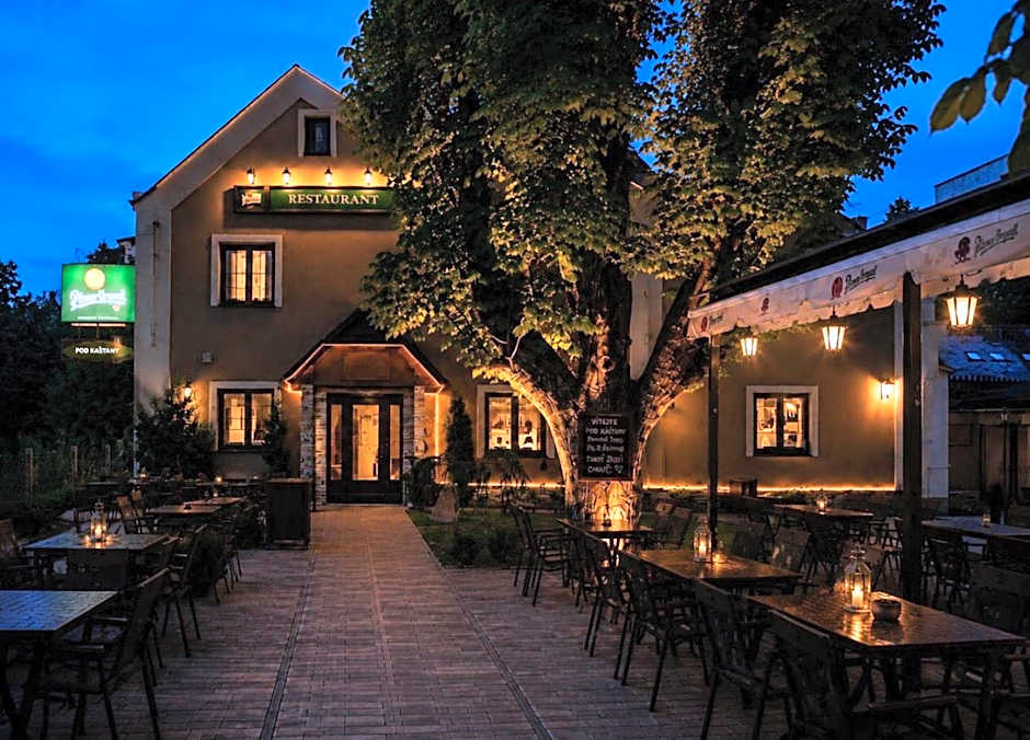 Hotel & Restaurant Pod Kaštany