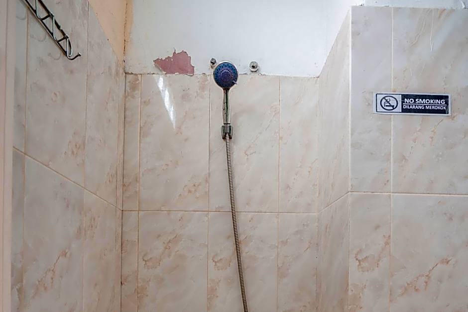 Urbanview Hotel Mine Residence Syariah